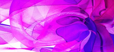 ince örülmüş kumaş - şeffaf, beyaz, kırmızı ve mavi geometrik renkler, ince yapışkan ipekten bir peçe gibi. Organza deseni. Doku