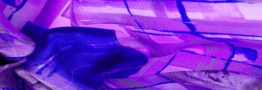 Doku. Geçmişi. Şablon. Soyut desenli mor pembe ipek kumaş, bir desen flora dalı. gök mavisi, homo