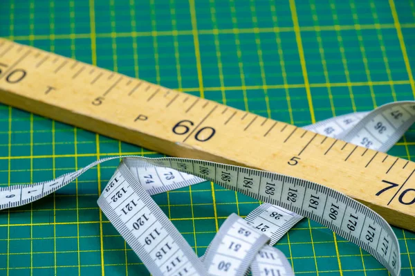 Naaiproducten Snijtafel Voor Het Naaien Van Materialen Tabellen Voor Tekenpatronen — Stockfoto