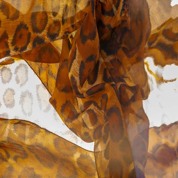 Светлая Шелковая Ткань Кожа Гепарда Коричневая Африканская Саванна Фоновая Текстура — стоковое фото