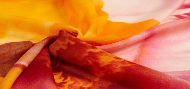 İpek kumaş, kahverengi ve beyaz çiçekli kadın eşarbı. Muhteşem tasarım çekici arkaplan görüntülerine dayanır. Doku arkaplanı, desen