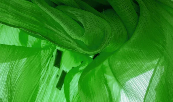 Padrão Seda Tecido Verde Com Pedras Facetadas Decorativas Coladas Fundo — Fotografia de Stock