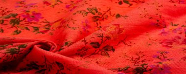 Çiçekli yakut kırmızısı pamuk kumaş. Bağımsız sanatçılardan ve ikonik markalardan çiçek resimleri al. Doku, arkaplan, desen,