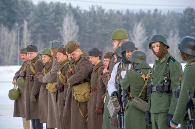 Kış manzarası, faşist işgalciler Naberezhnye Chelny Tatarstan Rusya ile Büyük Vatanseverlik Savaşı 'nın askeri operasyonlarının yeniden yapılandırılması. 16, 02, 2020