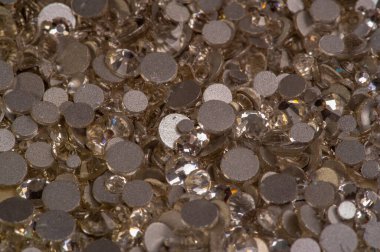 Dekoratif parlak pulların yakın plan çekimi.