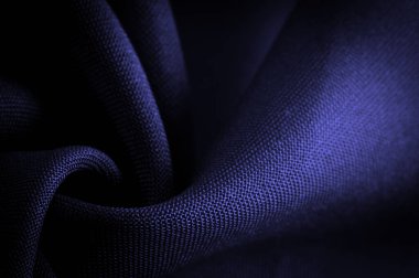  Saten mavisi genellikle parlak bir yüzeyi ve donuk bir arkası, dokusu ve arka planı olan bir dokumadır.