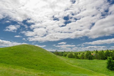 Gün ışığında güzel yaz manzarası