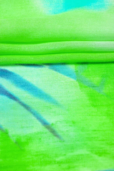 Jedwabny Materiał Zielono Niebiesko Żółto Białe Kwiaty Wysokiej Jakości Zakurzony — Zdjęcie stockowe