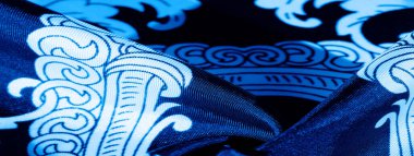 Mavi ve beyaz başlıklı ipek kumaş. Filigran kumaşının mükemmel bir örneği. doku, arkaplan