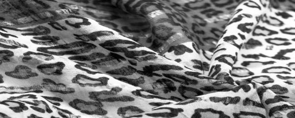 Шелковая Ткань Черно Белая Леопардовым Шрифтом Легкий Шелк Леопардовой Печатью — стоковое фото