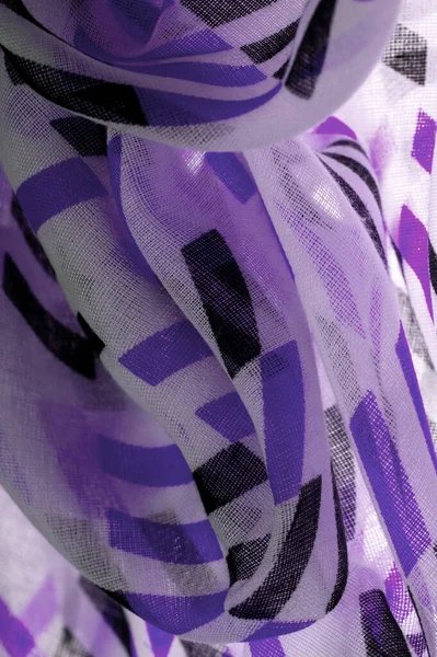 Текстура Фон Шаблон Белая Шелковая Ткань Фиолетовыми Черными Геометрическими Ромбами — стоковое фото