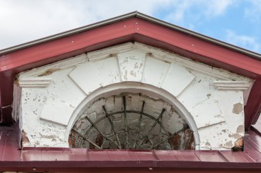 doku pencere. Tarihi pencere. Mevcut haliyle