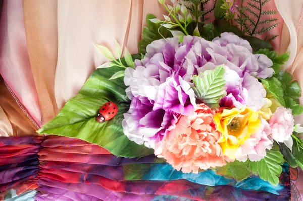 Rosa Stoff Eingelegte Blumen Textur Atelier Fotografiert — Stockfoto