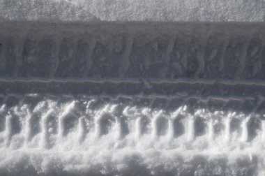 kar doku. atmosferdeki su buharı içine buz kristalleri ve hafif beyaz pul düşen veya beyaz bir tabaka olarak yerde yatan dondurulmuş