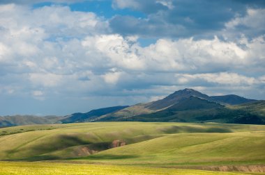 dağ, dağ, tepe. Kazakistan. Tien Shan. Takma Yaylası