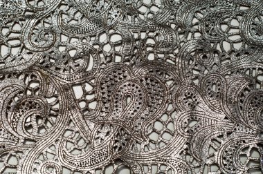 Bir kırık kırmızı dantel modeli ile cilt dokusunu