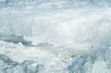 doku. buz. Donmuş buz Nehri üzerinde.