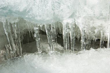 doku. buz. Donmuş buz Nehri üzerinde.