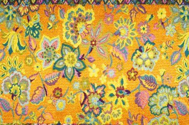 Brokar kumaş dokusu. çiçek desenle boyalı