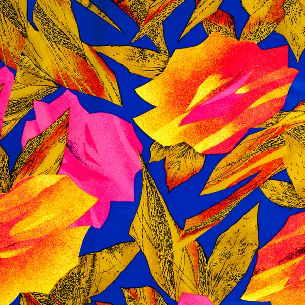 シルク生地のテクスチャ 青の背景に赤と黄色の花 — ストック写真