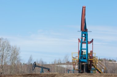 Ekoloji, canlıların. Yağ pompaları. Yağ sanayi donanımları. Işın pompalama birim petrol ve gaz