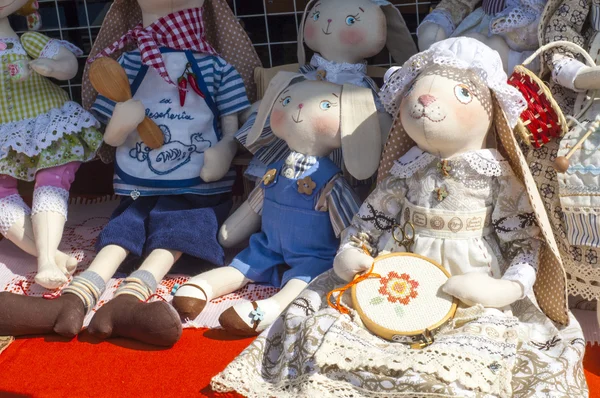 El yapımı bebek, oyuncak şirket - birçok oyuncak inç bazı renkli bez bebek eldiven şirin el yapımı oyuncaklar