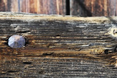 Doku eski ahşap yapı.