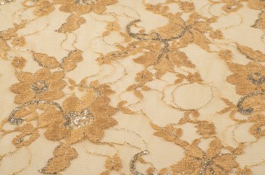 kumaş dantel. iyi bir açık kumaş, pamuk veya ipek, genellikle birini döngü, büküm veya desenleri iplik örgü tarafından yapılan ve özellikle hazır giyim süsleme için kullanılan