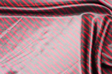 doku dantel. iyi bir açık kumaş, pamuk veya ipek, genellikle birini döngü, büküm veya desenleri iplik örgü tarafından yapılan ve özellikle hazır giyim süsleme için kullanılan.