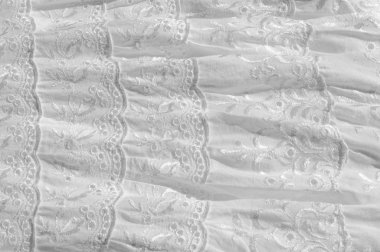 Beyaz pamuklu kumaş, desen ile