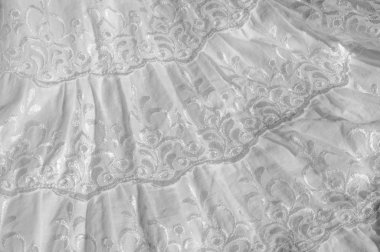 Beyaz pamuklu kumaş, desen ile