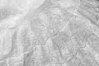 Beyaz pamuklu kumaş, desen ile