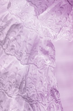 Beyaz pamuklu kumaş, desen ile