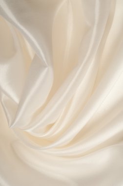 İpek kumaş doku, renk nane krem, çiçek çizimleri ile