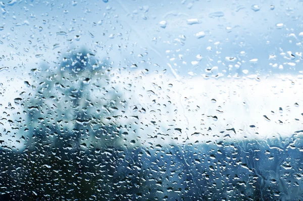 Σταγόνες βροχής σε γυαλί — Φωτογραφία Αρχείου