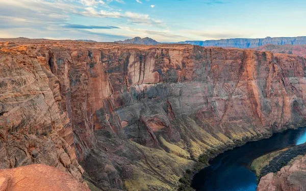 Arizona meander Horseshoe Bend of the Colorado River in Glen Canyon, beautiful landscape, picture for a postcard, big board, travel agency — Stock Photo, Image