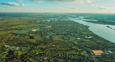 Kiev 'deki Osokorki özel sektörünün insansız hava aracı görüntüsü..