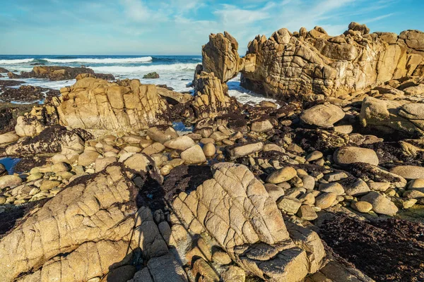 Bela Paisagem Pitoresca Costa Monterey Vista Rocha Beijando Pacific Grove — Fotografia de Stock