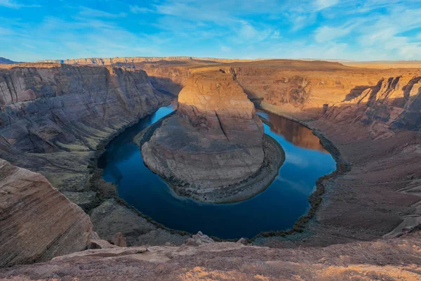 Glen Kanyonu 'ndaki Colorado Nehri' nin kıvrımlı, Arizona Horseshoe Virajı, güzel manzara, bir kartpostal için resim, büyük tahta, seyahat acentesi.