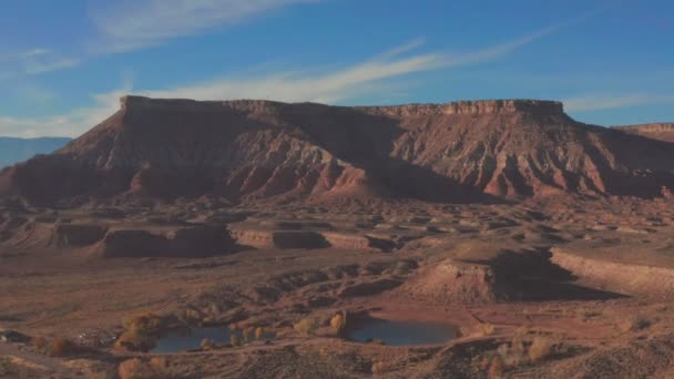 Gyönyörű légi kilátás a sziklás táj Zion Canyon Nemzeti Park, Délnyugat Utah, USA — Stock videók