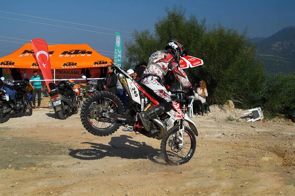 Bodrum, Türkiye, 07 Kasım 2015: Türkiye Enduro Şampiyonası 'nın 6. ayağı Türkiye Motosiklet Federasyonu tarafından yapıldı.