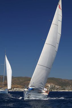 Bodrum, Hindi. 18 Ağustos 2016: Mustafa Koç 'un anısına Bodrum' da Türkiye Denizcilik Federasyonu tarafından yelkencilik yarışları düzenlendi.