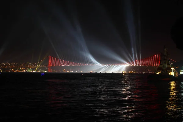 Vuurwerk Boven Istanbul Bosporus Tijdens Viering Van Turkse Republiek Dag — Stockfoto