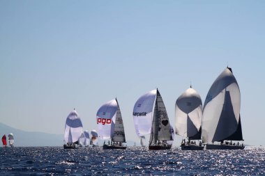 Bodrum, Hindi. 19 Ağustos 2016: Mustafa Koç 'un anısına Bodrum' da Türkiye Denizcilik Federasyonu tarafından yelkencilik yarışları düzenlendi.