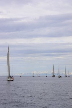 Bodrum, Türkiye, 21 Ekim 2025: Bodrum Yelkenli Kupası, Gulet Tahta Yelkenli ve yelkenli yarışı.