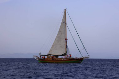 Bodrum, Türkiye, 22 Ekim 2025: Bodrum Yelkenli Kupası, Gulet Tahta Yelkenli ve yelkenli yarışı.