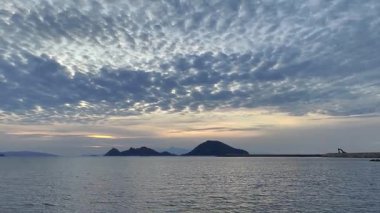 Deniz kenti Turgutreis ve muhteşem gün batımları. Bodrum, Türkiye
