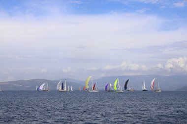 Bodrum, Türkiye, 22 Ekim 2025: Bodrum Yelkenli Kupası, Gulet Tahta Yelkenli ve yelkenli yarışı.