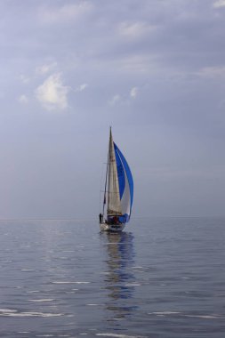 Bodrum, Türkiye, 23 Ekim 2025: Bodrum Yelkenli Kupası, Gulet Tahta Yelkenli ve yelkenli yarışı.