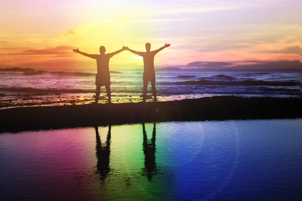 Gay casal no por do sol — Fotografia de Stock